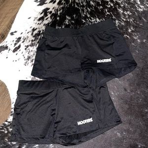 2 XS hooters black shorts